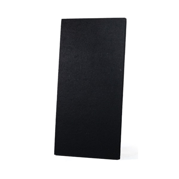 Kit 14 unidades Forro Lã de PET 1245 x 622 x 25 mm Densidade 36 kg/m³ Cor Preto Kit 14 unidades Forro Lã de PET 1245 x 622 x 25 mm Densidade 36 kg/m³ Cor Preto